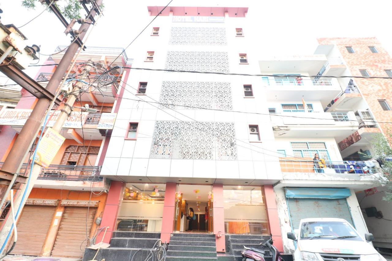 Hotel Hari International - Noida Sector 11 Buitenkant foto